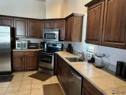 Kitchen - 14769 E 49 St, Yuma, AZ 85367 photo 4 of 4