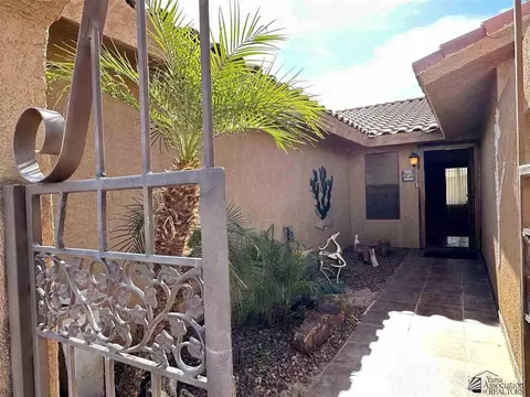 Exterior - 6335 E 40 Ln, Yuma, AZ 85365 photo 2 of 9