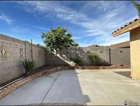 Exterior - 6335 E 40 Ln, Yuma, AZ 85365 photo 8 of 9