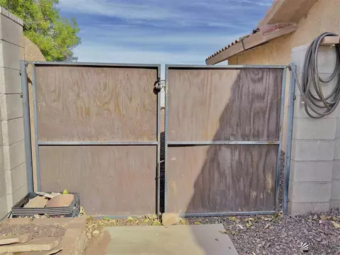 Exterior - 6335 E 40 Ln, Yuma, AZ 85365 photo 7 of 9