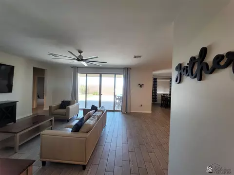 11814 E 24 Pl, Yuma, AZ 85367 photo 13