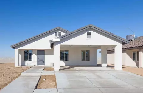 4648 E Hoyos St, San Luis, AZ 85336