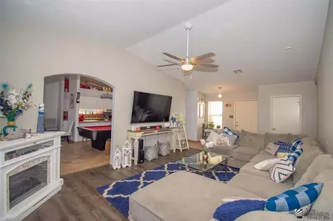 Living - 7175 E 26 St, Yuma, AZ 85365 photo 3 of 3