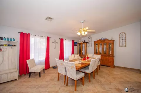 Dining - 7175 E 26 St, Yuma, AZ 85365 photo 1 of 4