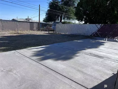 Exterior - 925 E 25 St, Yuma, AZ 85365 photo 4 of 6