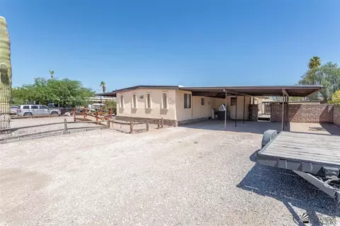 9426 E Ranch Dr, Yuma, AZ 85365 photo 2