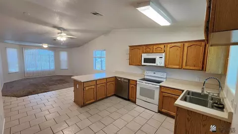 13672 E 55 Ln, Yuma, AZ 85367 photo 8