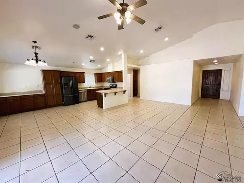 10182 E 36 St, Yuma, AZ 85365 photo 5