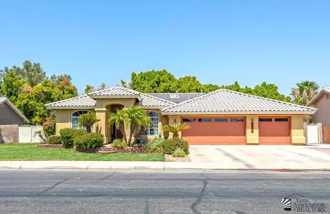 2448 S 34 Dr, Yuma, AZ 85364