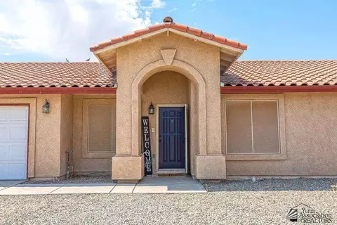 Exterior - 6353 E 44th Pl, Yuma, AZ 85365 photo 2 of 9