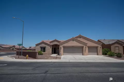 3441 S Woodpecker Dr, Yuma, AZ 85365