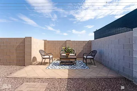 Exterior - 7094 E 36 Pl, Yuma, AZ 85365 photo 5 of 8