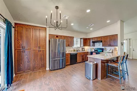 Kitchen - 7094 E 36 Pl, Yuma, AZ 85365 photo 1 of 2