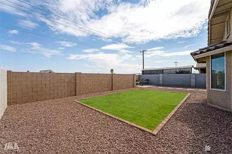 Exterior - 7094 E 36 Pl, Yuma, AZ 85365 photo 7 of 8