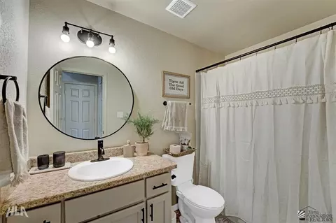 Bath - 7094 E 36 Pl, Yuma, AZ 85365 photo 2 of 2
