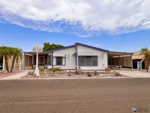 914 W Lakeside Cir, Yuma, AZ 85365