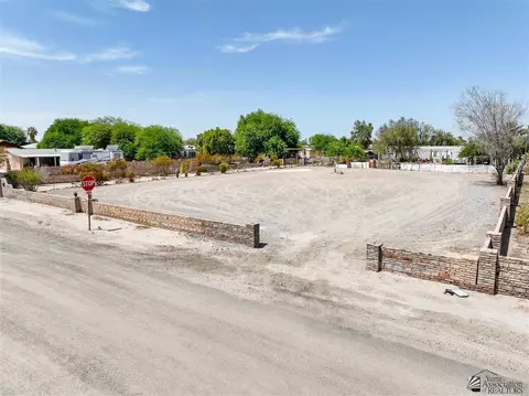 12182 S Paula Ave, Yuma, AZ 85367