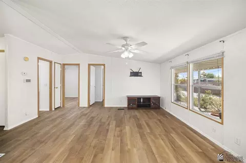 9446 E Wagon Wheel Dr, Yuma, AZ 85365 photo 2