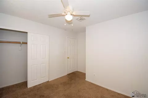 Bedroom - 2183 E 27 Ln, Yuma, AZ 85365 photo 4 of 5