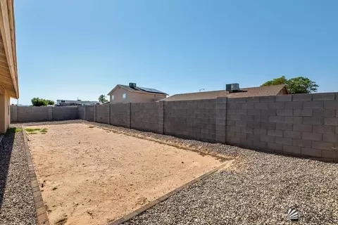 Exterior - 6213 E 43 St, Yuma, AZ 85365 photo 4 of 10