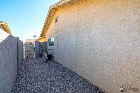 Exterior - 6213 E 43 St, Yuma, AZ 85365 photo 5 of 10