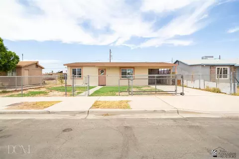 2234 S Walnut Ave, Yuma, AZ 85364
