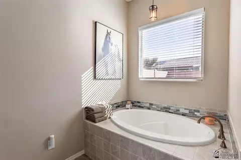Bath - 14655 E 46 Loop, Yuma, AZ 85367 photo 4 of 5
