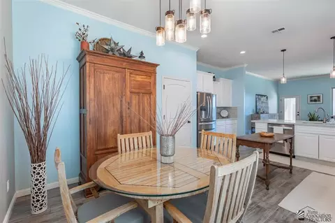 Dining - 14655 E 46 Loop, Yuma, AZ 85367 photo 1 of 1
