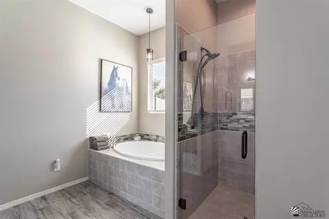 Bath - 14655 E 46 Loop, Yuma, AZ 85367 photo 3 of 5