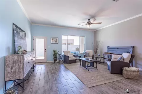 Living - 14655 E 46 Loop, Yuma, AZ 85367 photo 2 of 3