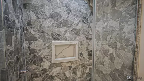 Bath - 7905 E 34 Ln, Yuma, AZ 85365 photo 6 of 6