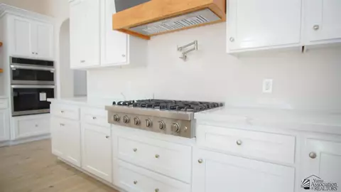 Kitchen - 7905 E 34 Ln, Yuma, AZ 85365 photo 2 of 5