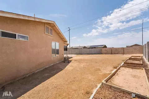 Exterior - 6004 E 44 St, Yuma, AZ 85365 photo 3 of 6