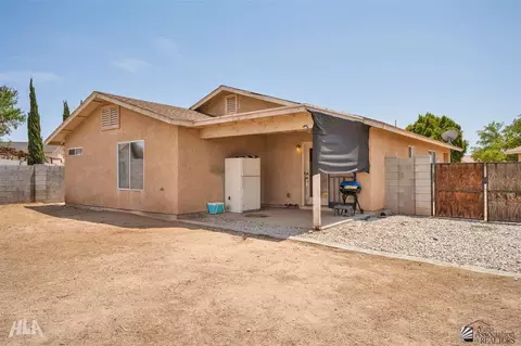 Exterior - 6004 E 44 St, Yuma, AZ 85365 photo 4 of 6