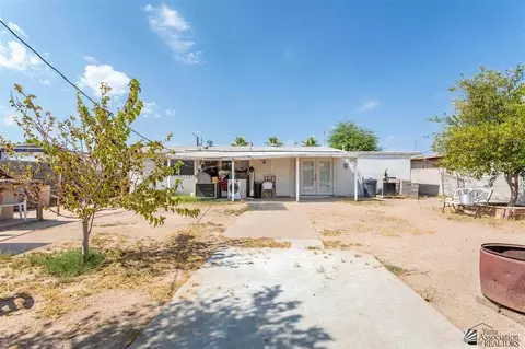 2075 E 24 Pl, Yuma, AZ 85365 photo 10