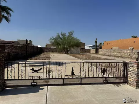 13682 E 53 Dr, Yuma, AZ 85367