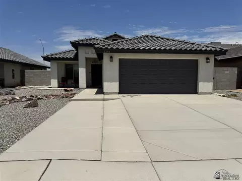 8668 E 40 Pl, Yuma, AZ 85365
