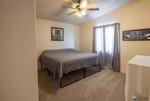 Bedroom - 10128 E 33 Pl, Yuma, AZ 85365 photo 1 of 3