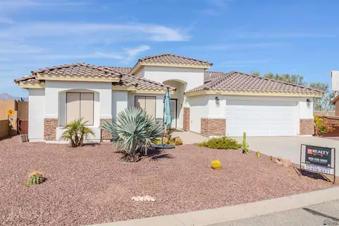 11610 Picacho St, Wellton, AZ 85356