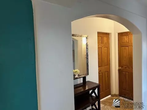 Entry Way - 641 E 25 Pl, Yuma, AZ 85365 photo 4 of 5