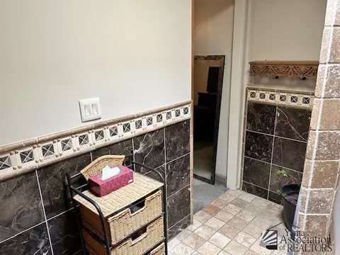 Bath - 641 E 25 Pl, Yuma, AZ 85365 photo 6 of 10