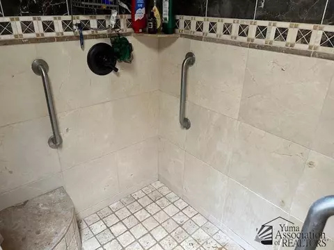Bath - 641 E 25 Pl, Yuma, AZ 85365 photo 10 of 10