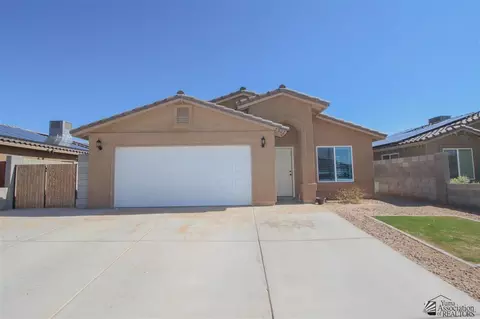 7927 E 45 St, Yuma, AZ 85365