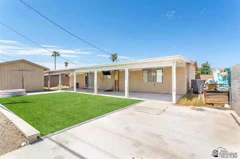 Exterior - 1163 E Corona Dr, Yuma, AZ 85365 photo 6 of 7