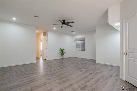 Living - 7639 E 25 St, Yuma, AZ 85365 photo 6 of 6