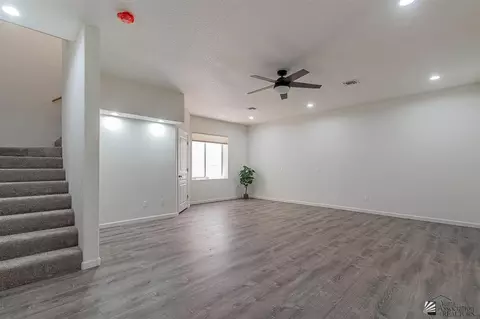Living - 7639 E 25 St, Yuma, AZ 85365 photo 2 of 6