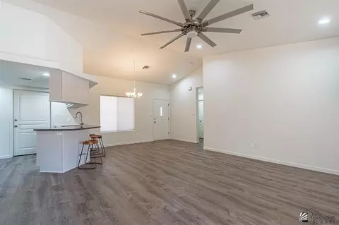 Living - 7639 E 25 St, Yuma, AZ 85365 photo 3 of 6