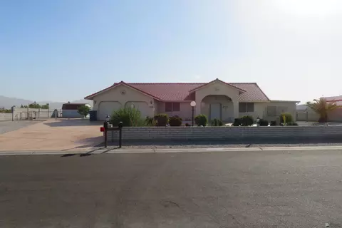 11449 S Ironwood Dr, Yuma, AZ 85367