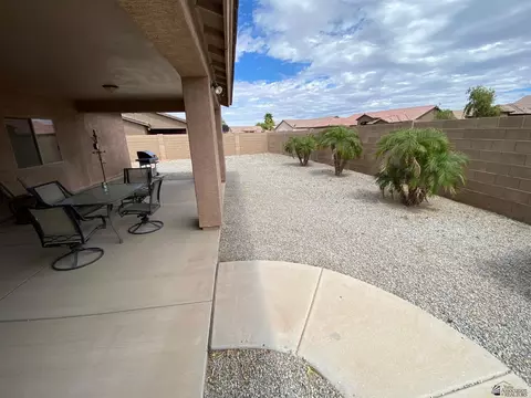 Exterior - 11301 S Sally Dr, Yuma, AZ 85367 photo 5 of 6