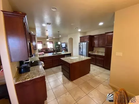 Kitchen - 11301 S Sally Dr, Yuma, AZ 85367 photo 1 of 3